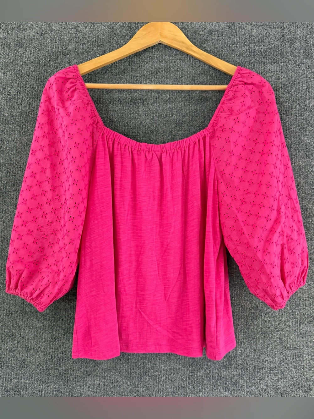 Sanctuary Anthropologie Womens Eyelet Puff Sleeve Top Size Small Hot Pink